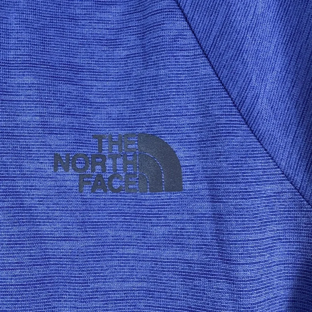 The North Face Womens FlashDry  Blue V-Neck Mesh Active T-Shirt Medium - Picture 3 of 7